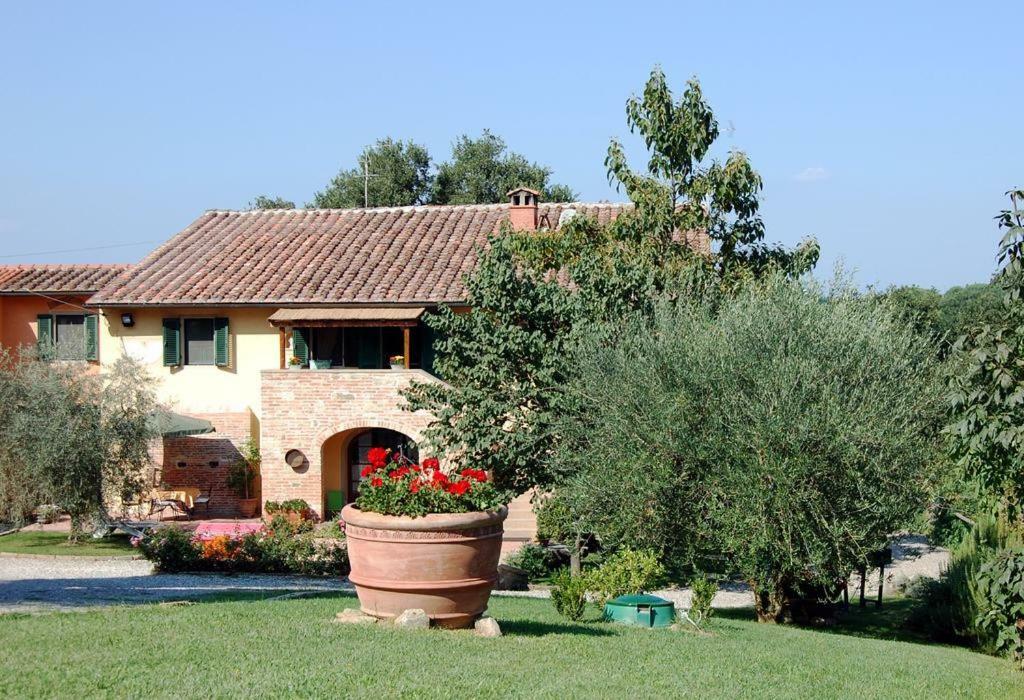 Agriturismo Le Querce Palaia Exterior photo
